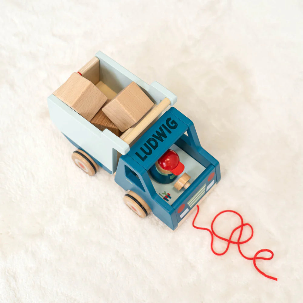 Kipplaster Spielzeug aus Holz - Personalisierbar